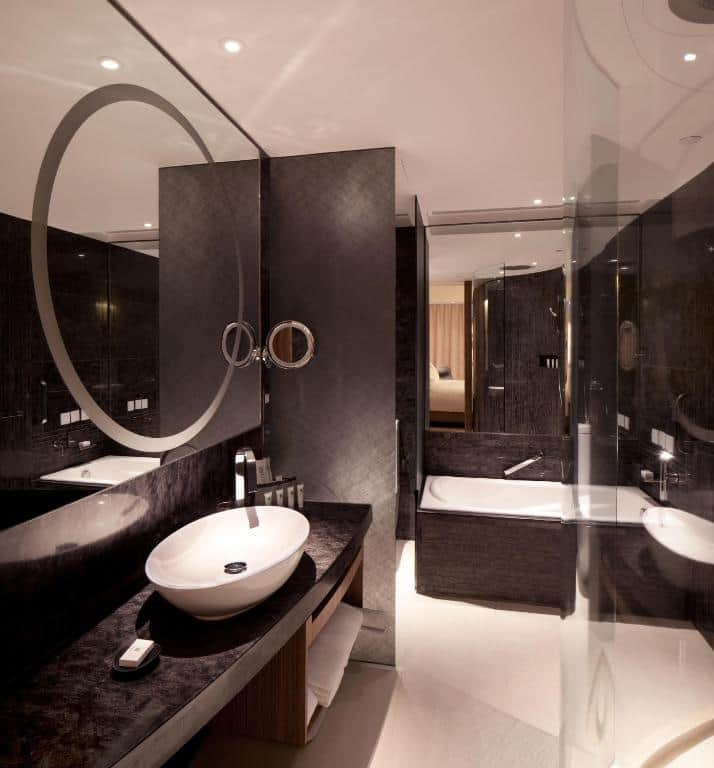 HOTEL ICON