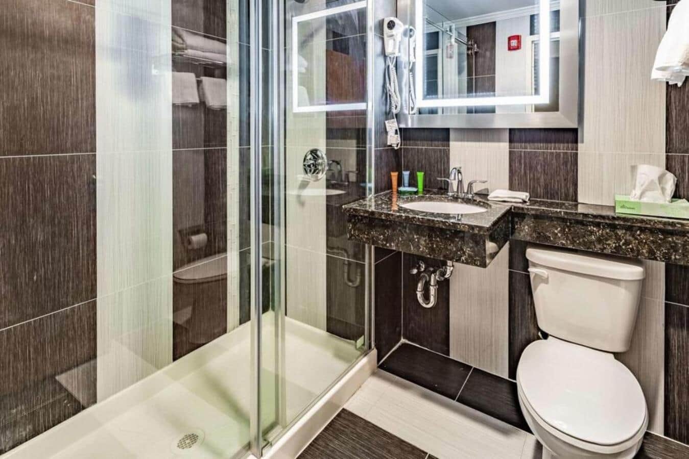 Umbrella Hotel Brooklyn