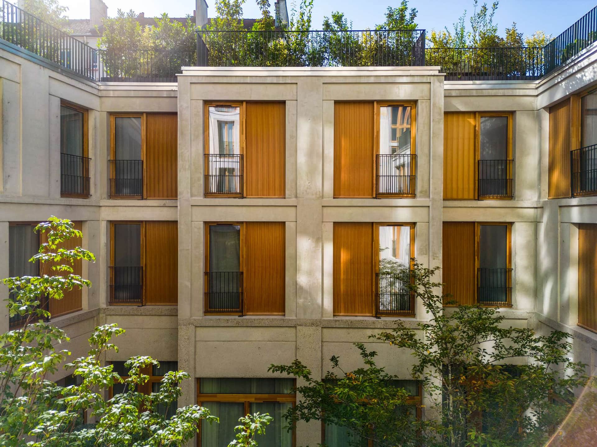 TRIBE Paris Clichy