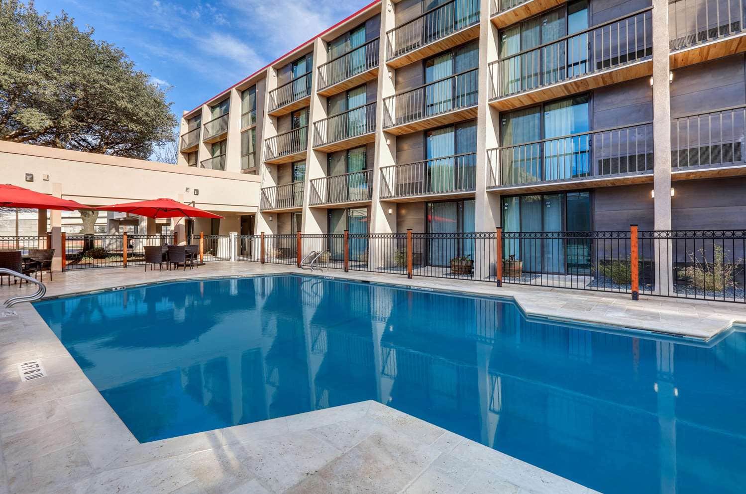 Ramada by Wyndham Austin South