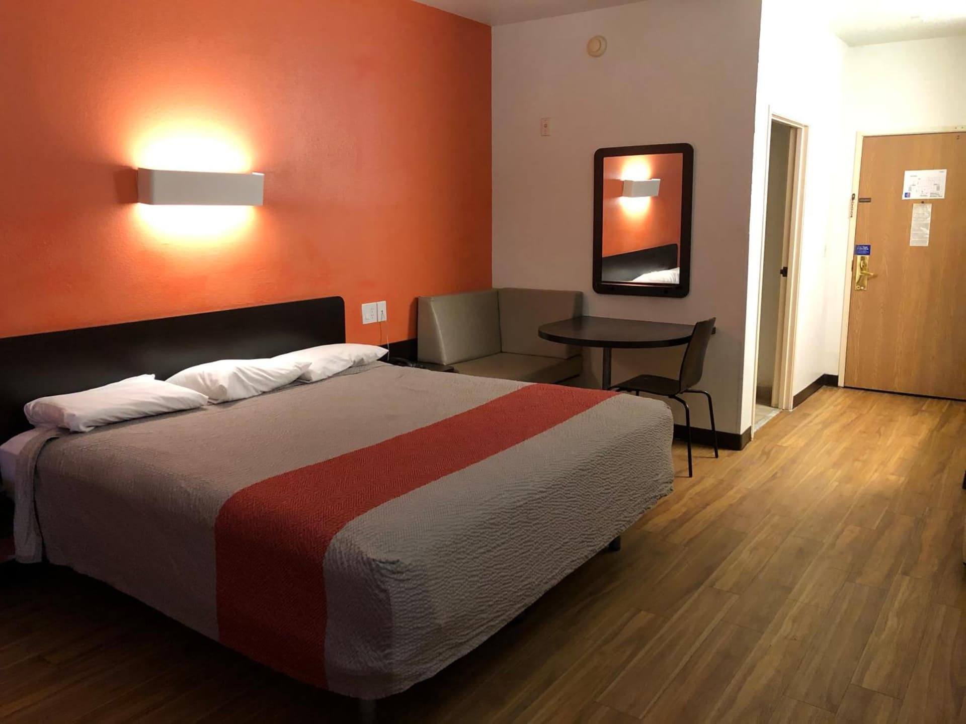 Motel 6-Woodway, TX