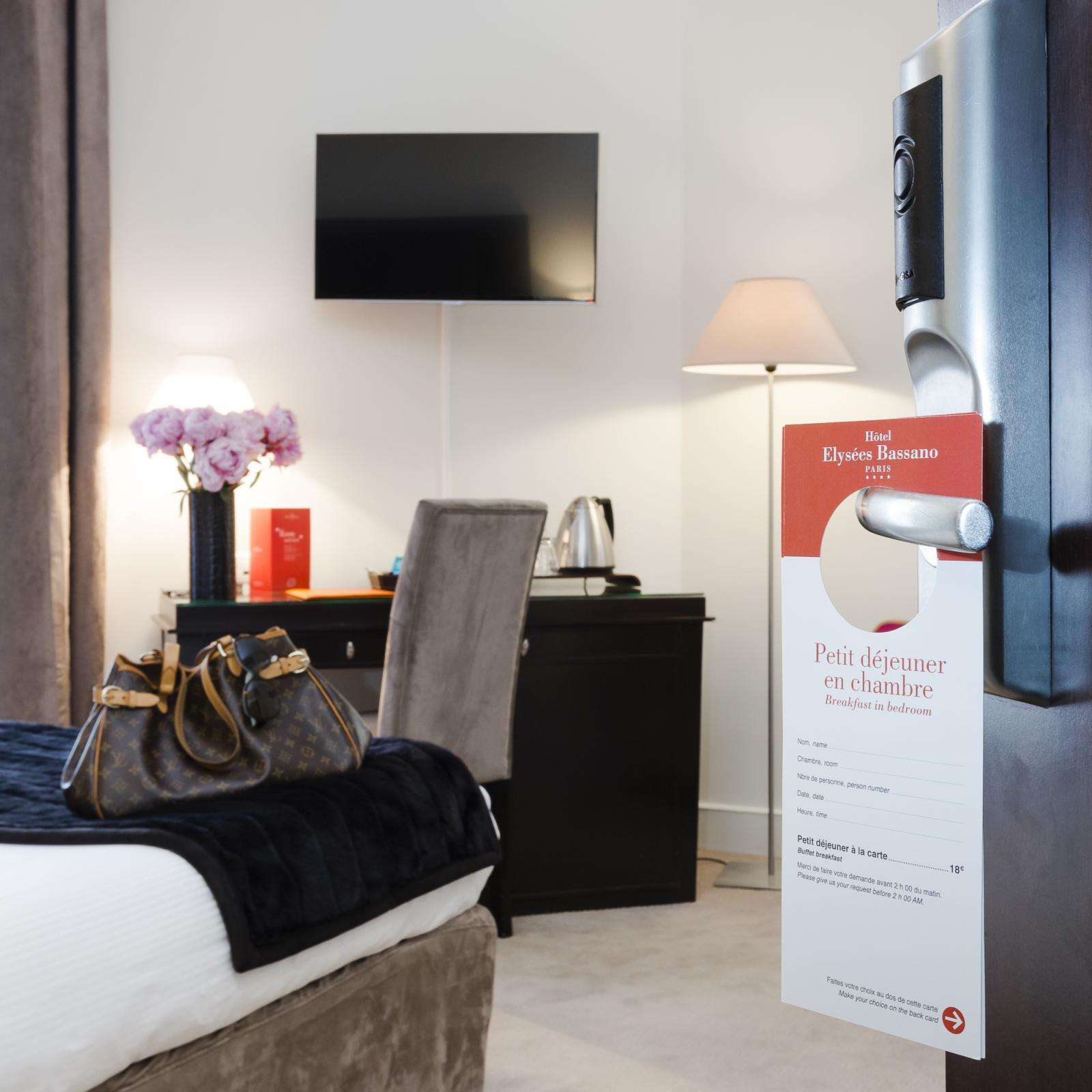 Hôtel Elysées Bassano