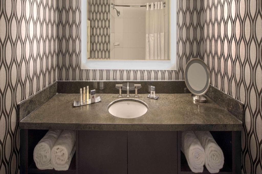 DoubleTree by Hilton Hotel Chicago-Schaumburg