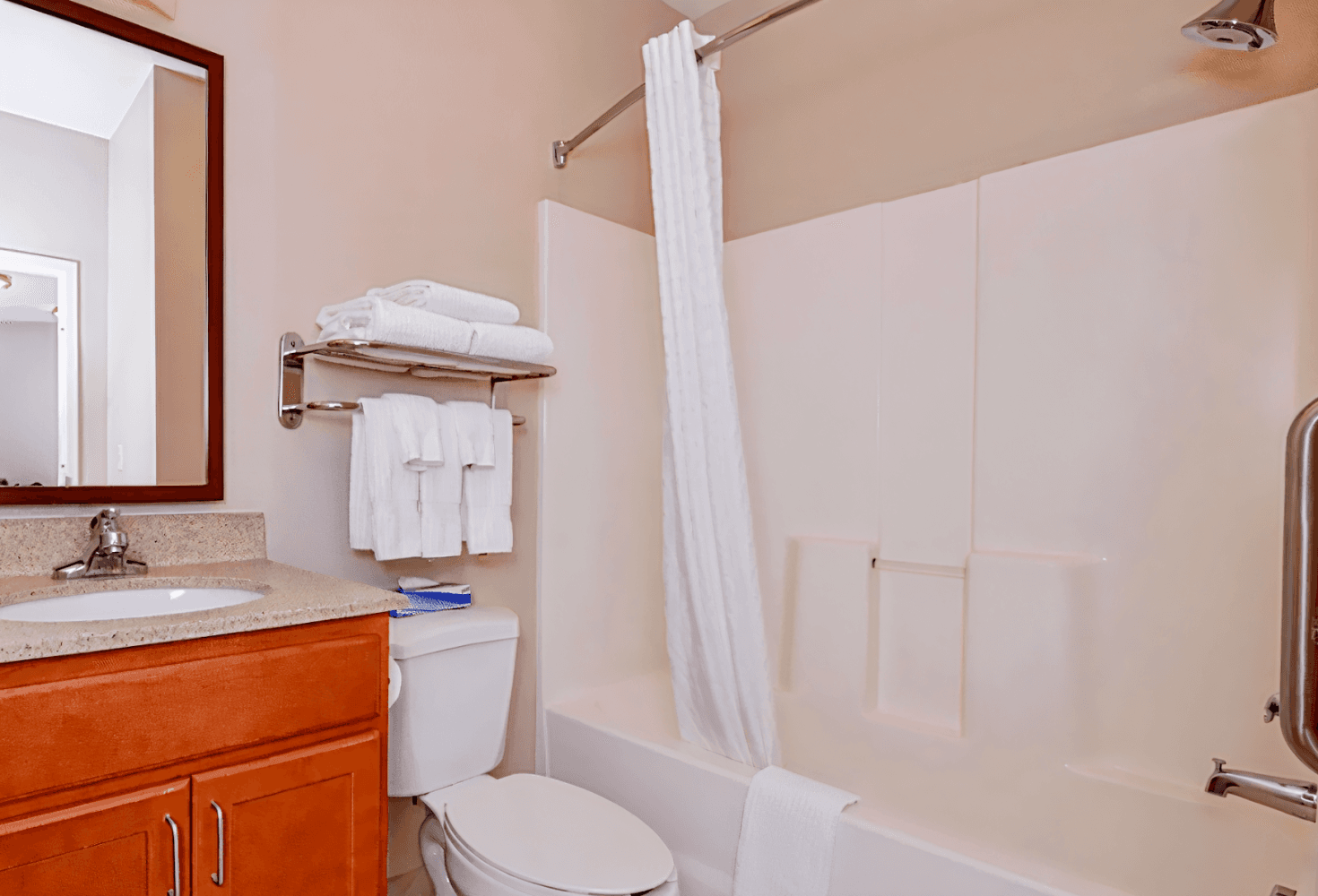 Candlewood Suites Boise - Towne Square, an IHG Hotel