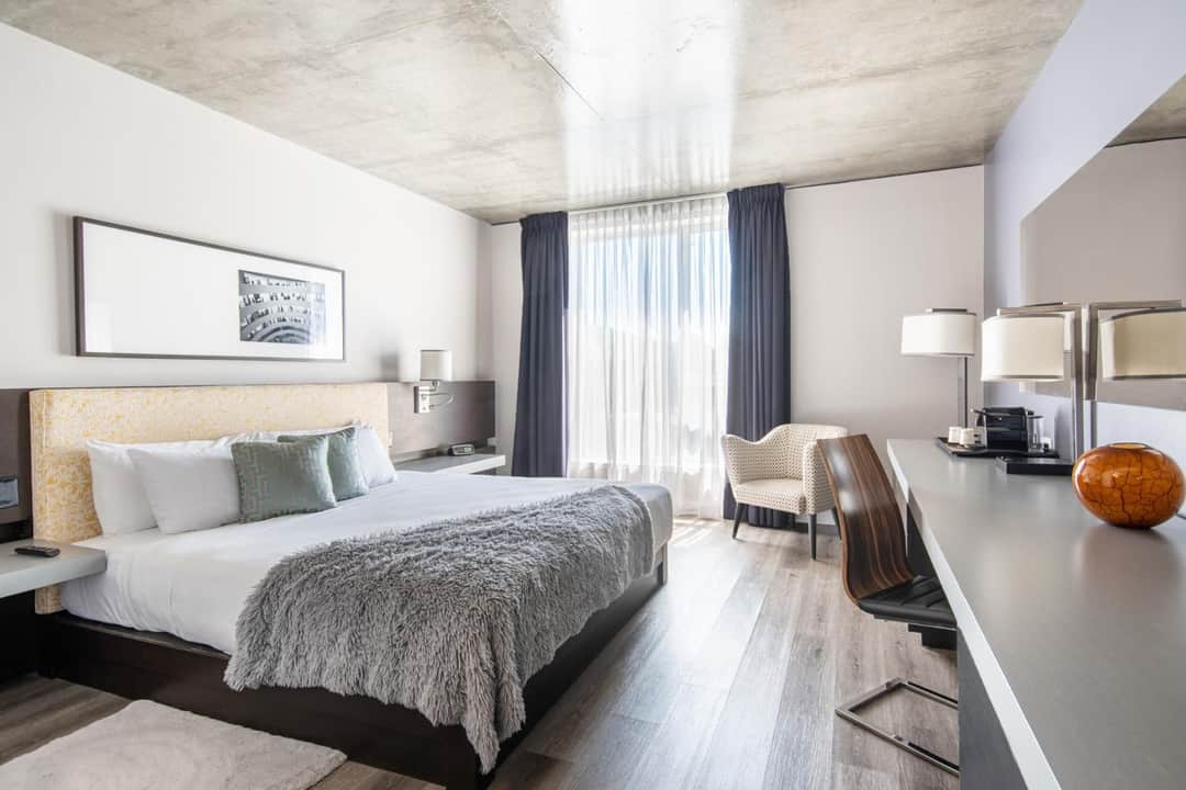 HOTEL10