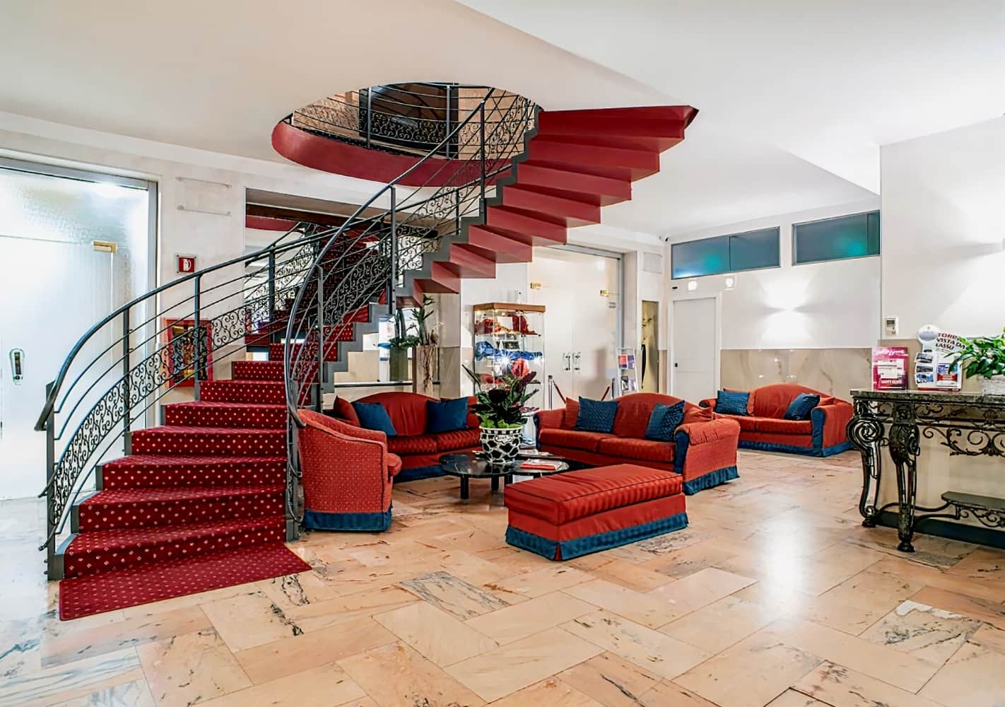 Hotel Plaza
