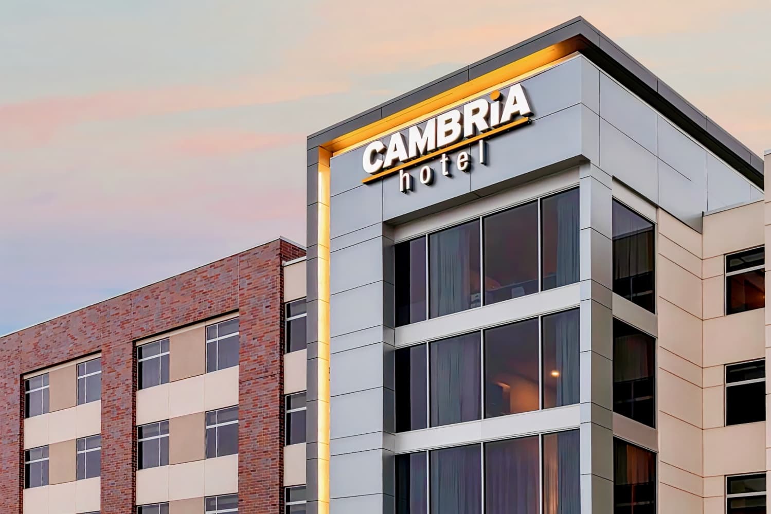 Cambria Hotel Omaha Downtown