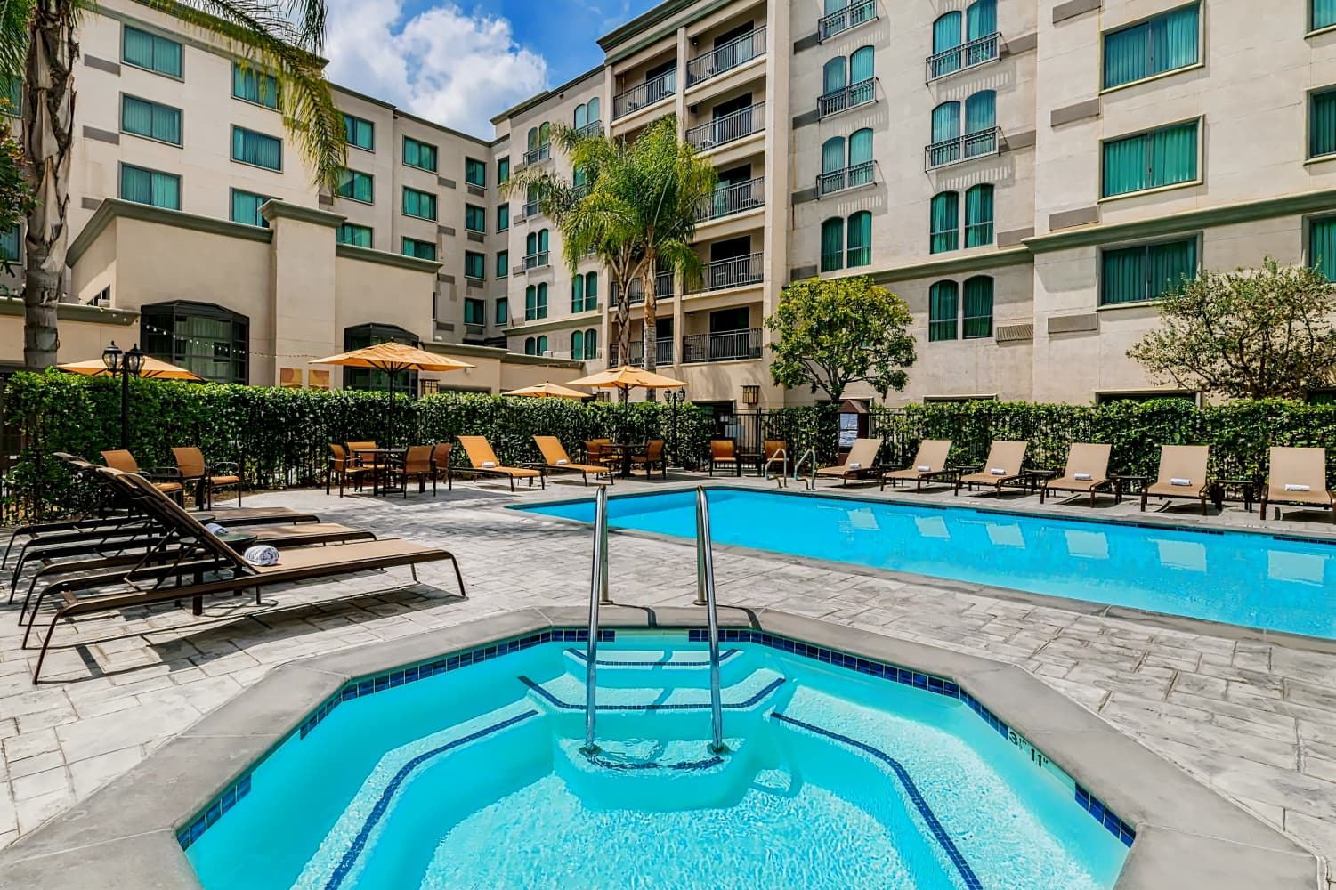 Courtyard Los Angeles Pasadena Old Town