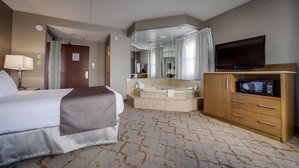 Monte Carlo Inn Vaughan Suites