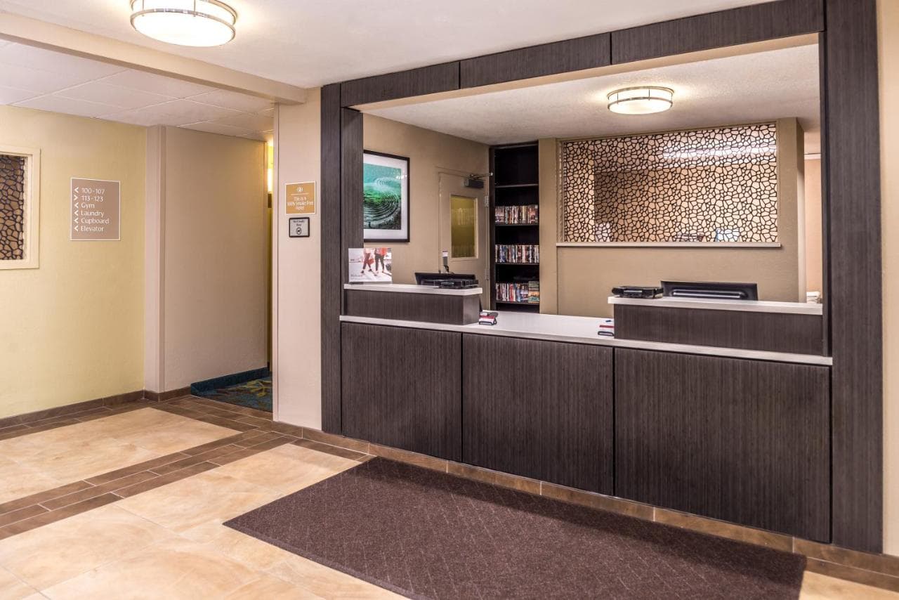 Candlewood Suites Kansas City