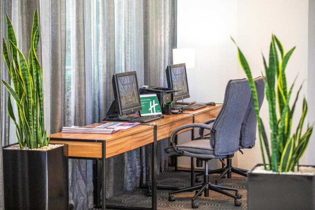 Holiday Inn Sydney Potts Point