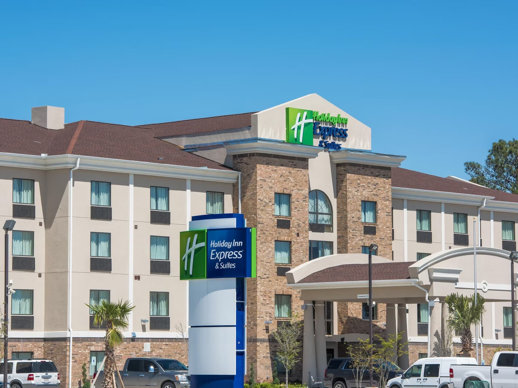Holiday Inn Express & Suites Houston North IAH Area