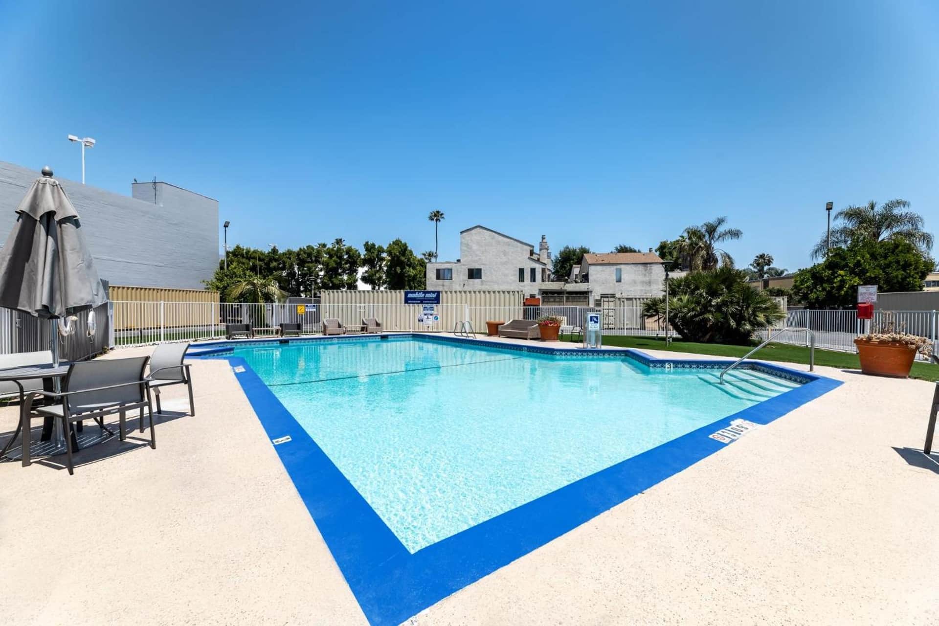 Holiday Inn Express Van Nuys