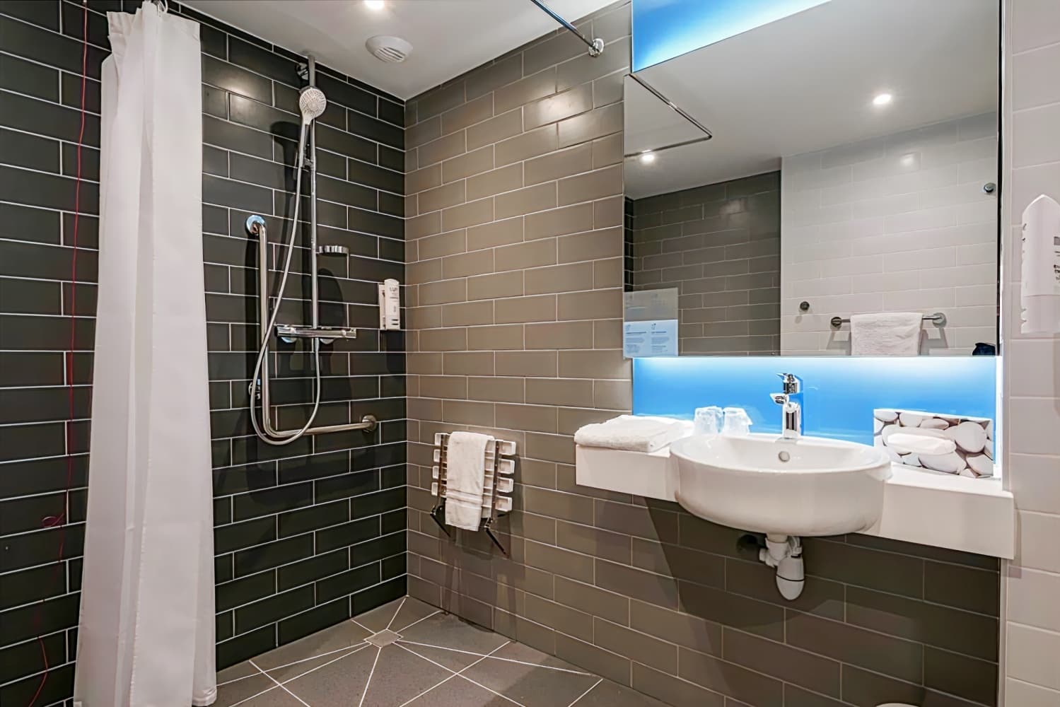 Holiday Inn Express Paris CDG