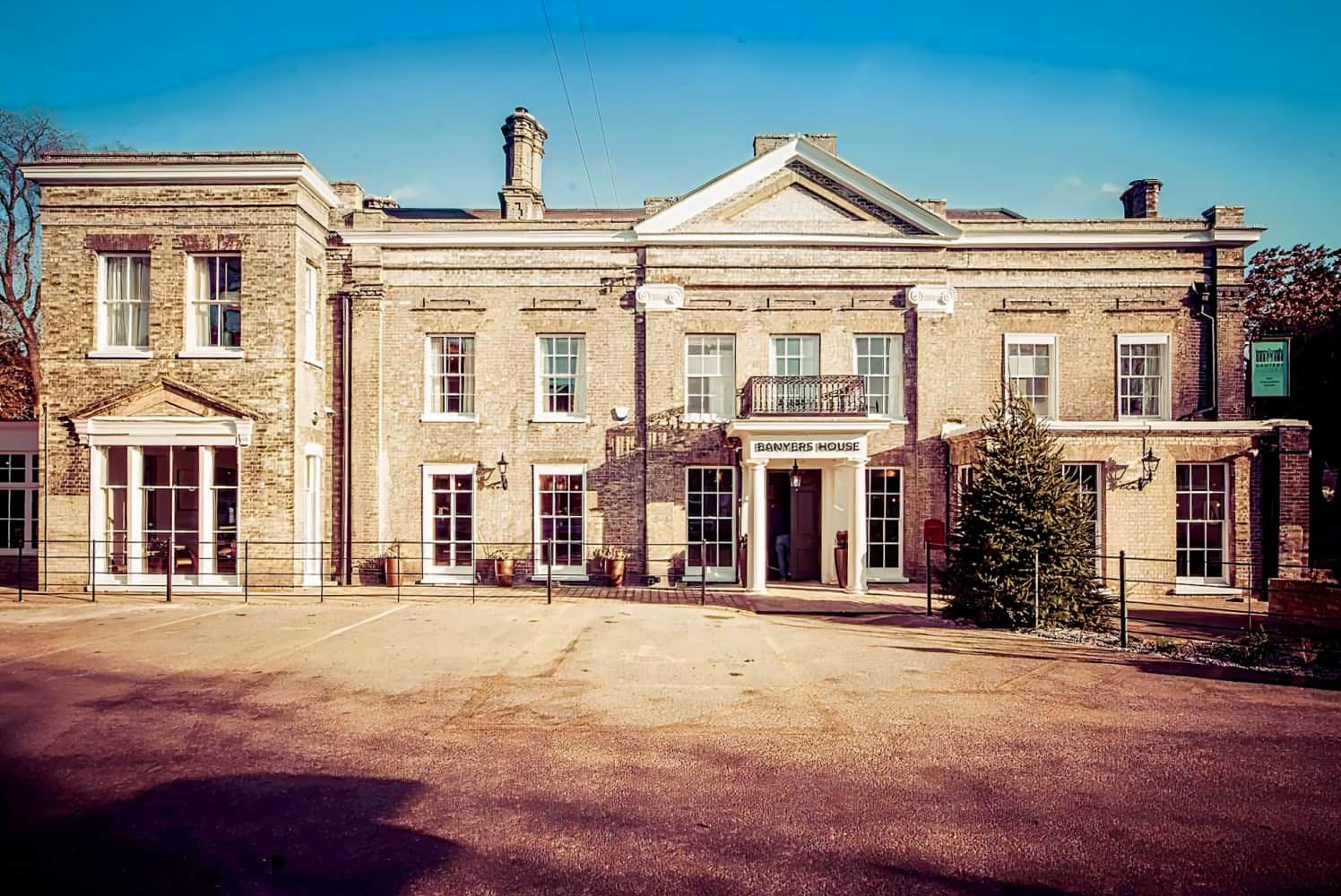 Banyers House