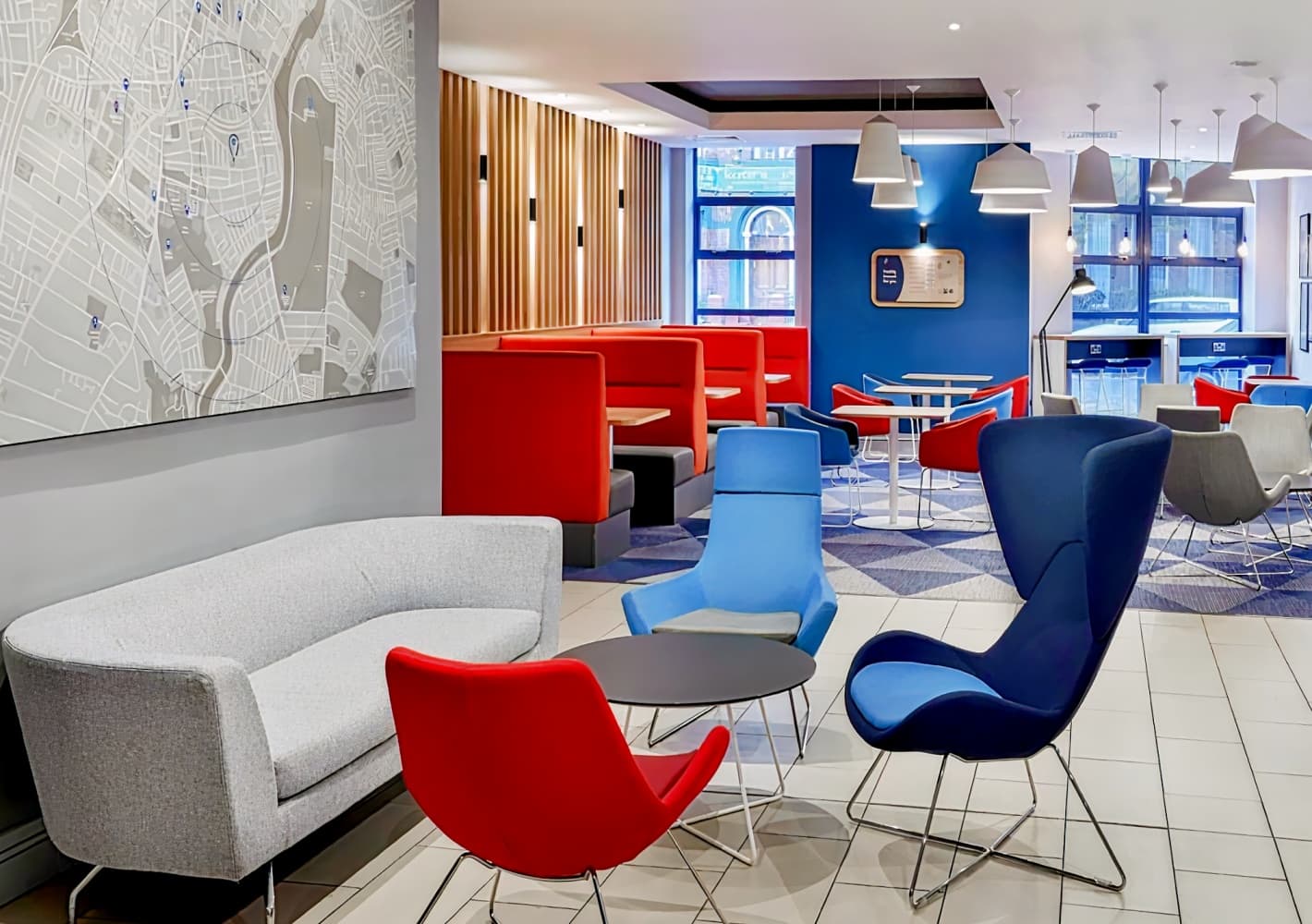 Holiday Inn Express Belfast City