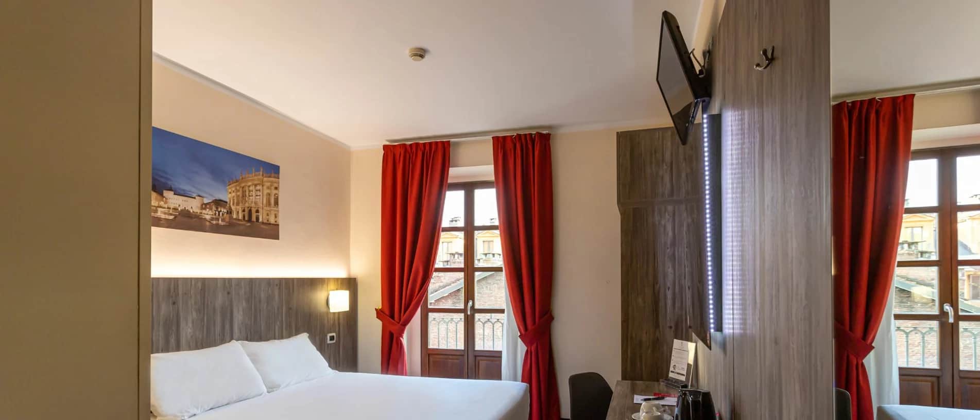 Hotel Urbani