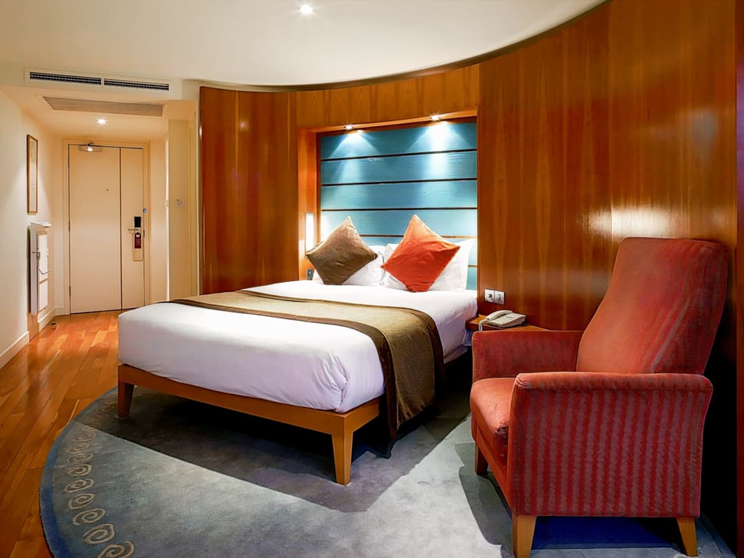 Mercure Bristol Brigstow Hotel