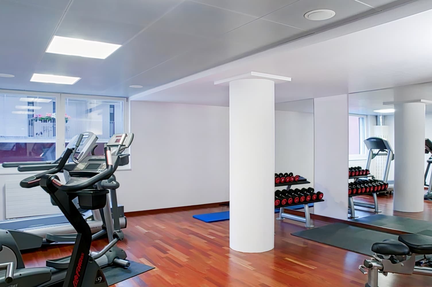 Holiday Inn Zürich - Messe