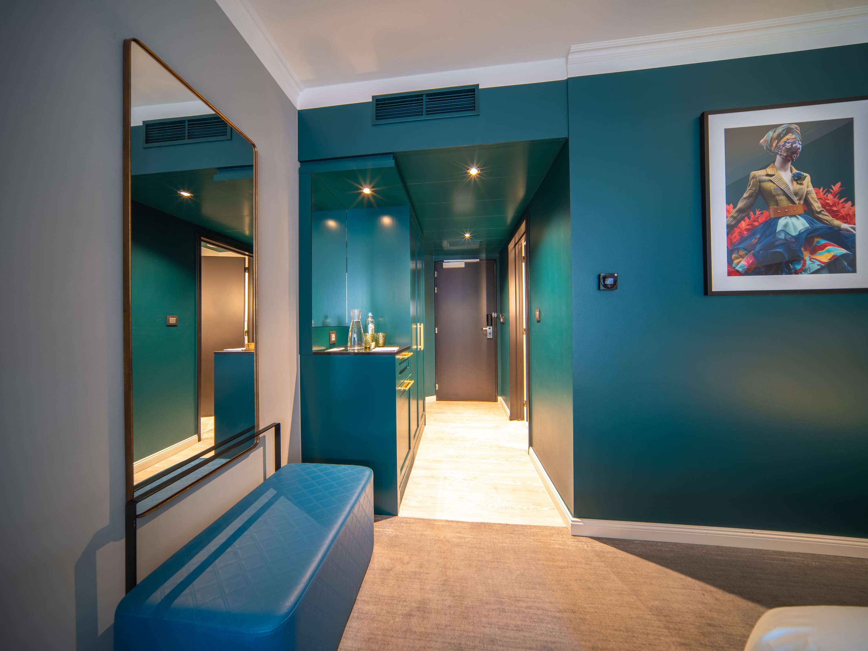 Maek Hotel Antwerpen Centraal - Handwritten Collection