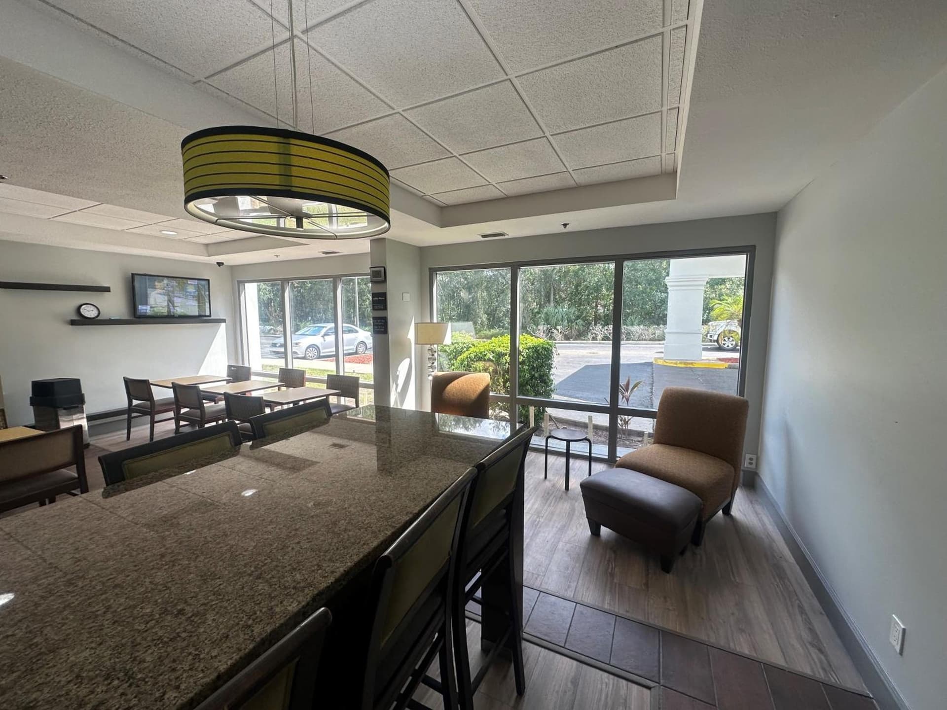 Brandon Center Hotel