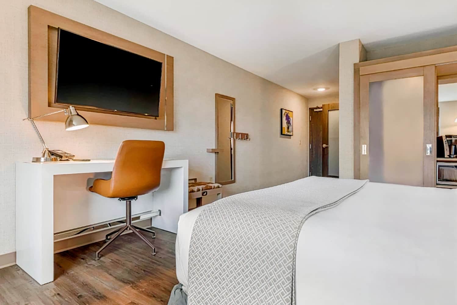 Cambria Hotel Milwaukee Downtown