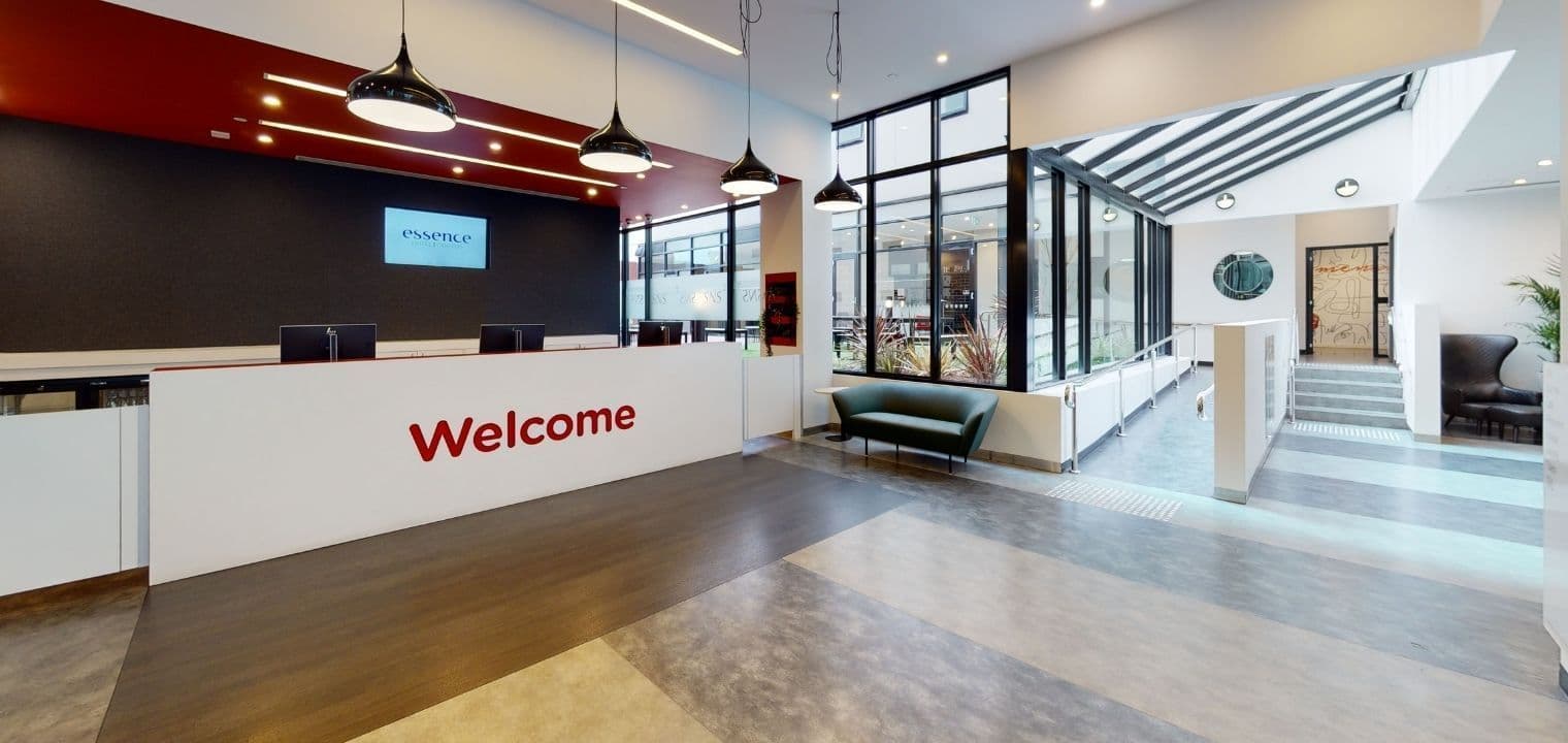 Essence Hotel Carlton