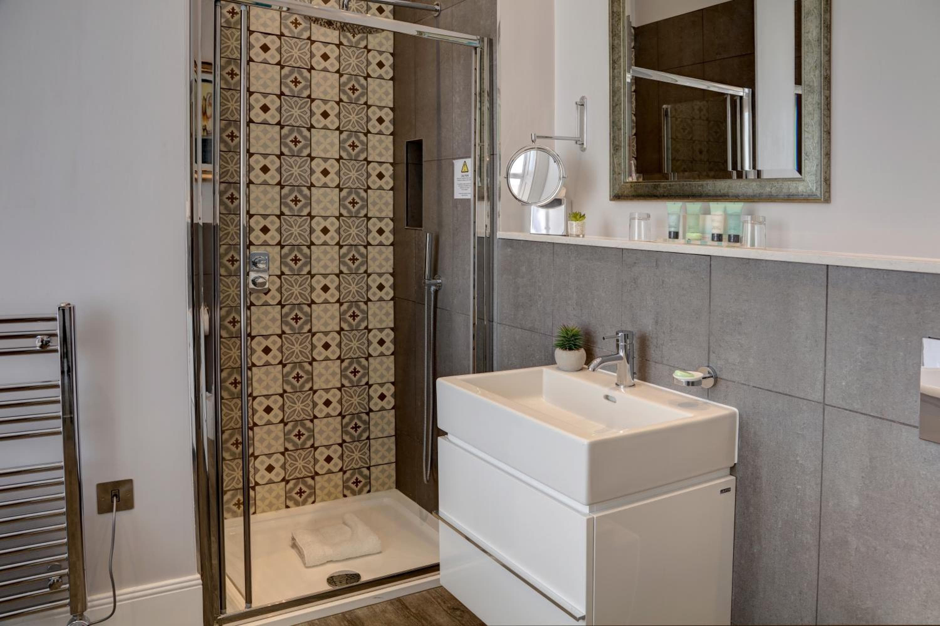 Best Western Premier Dover Marina Hotel & Spa