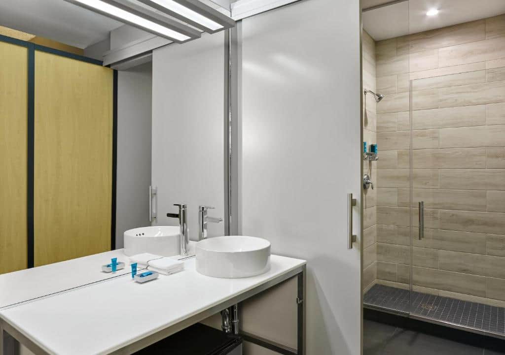 Aloft Miami Airport