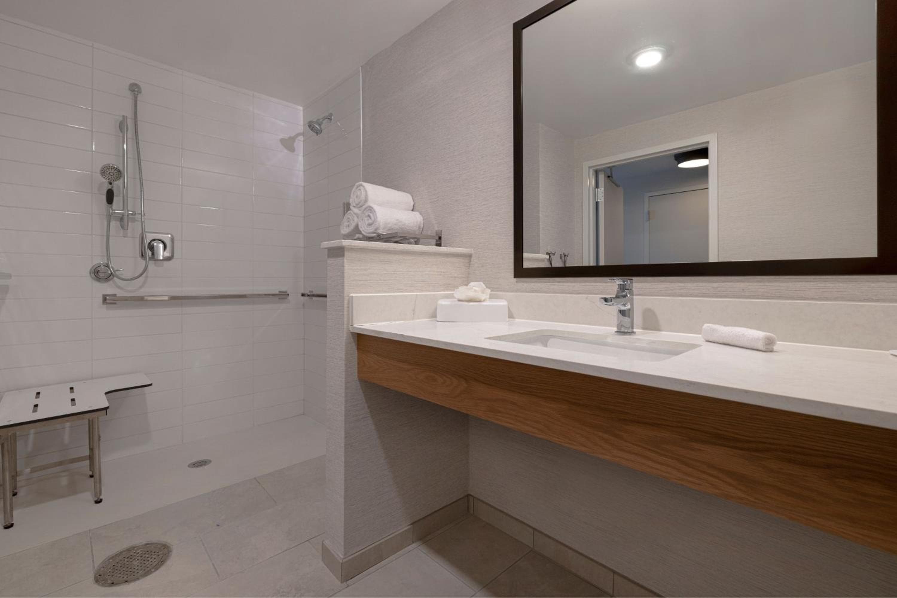 Fairfield by Marriott Inn & Suites Denver Airport at Gateway Park