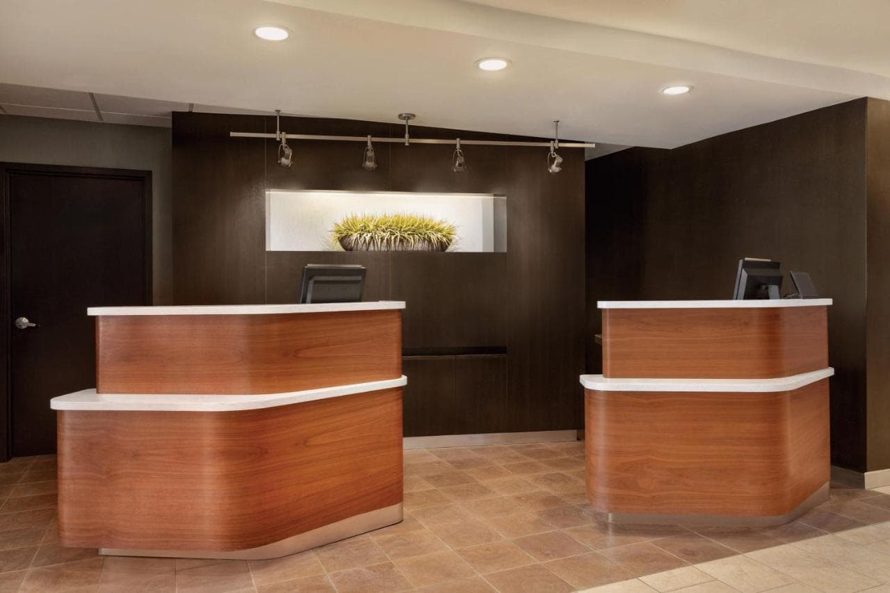 Courtyard by Marriott Topeka