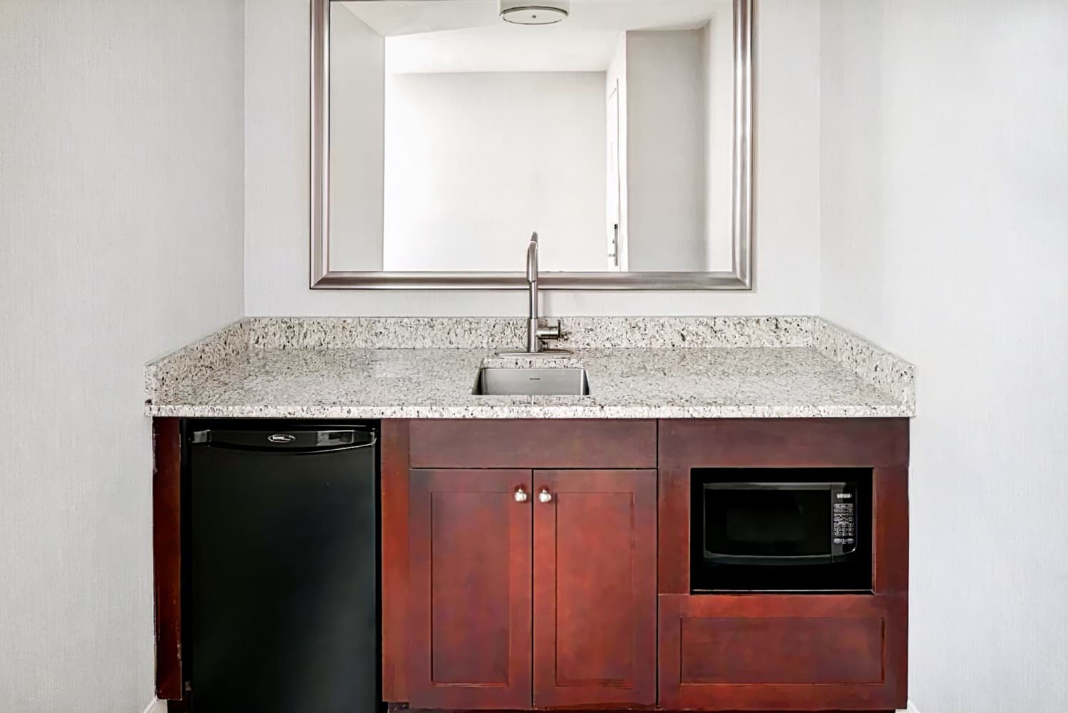 DoubleTree Suites by Hilton Charlotte/SouthPark