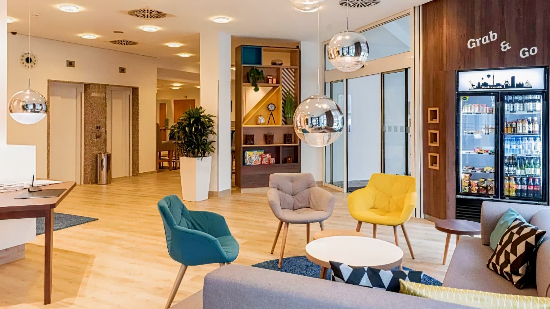 FOUR Essen City Centre