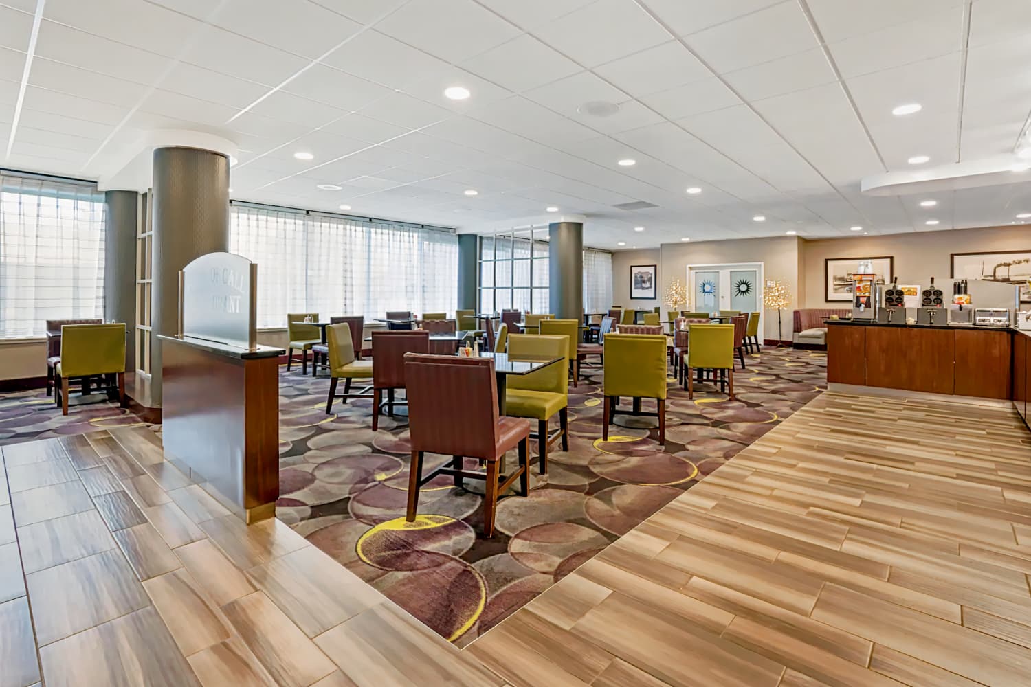 La Quinta Inn & Suites by Wyndham Tacoma - Seattle