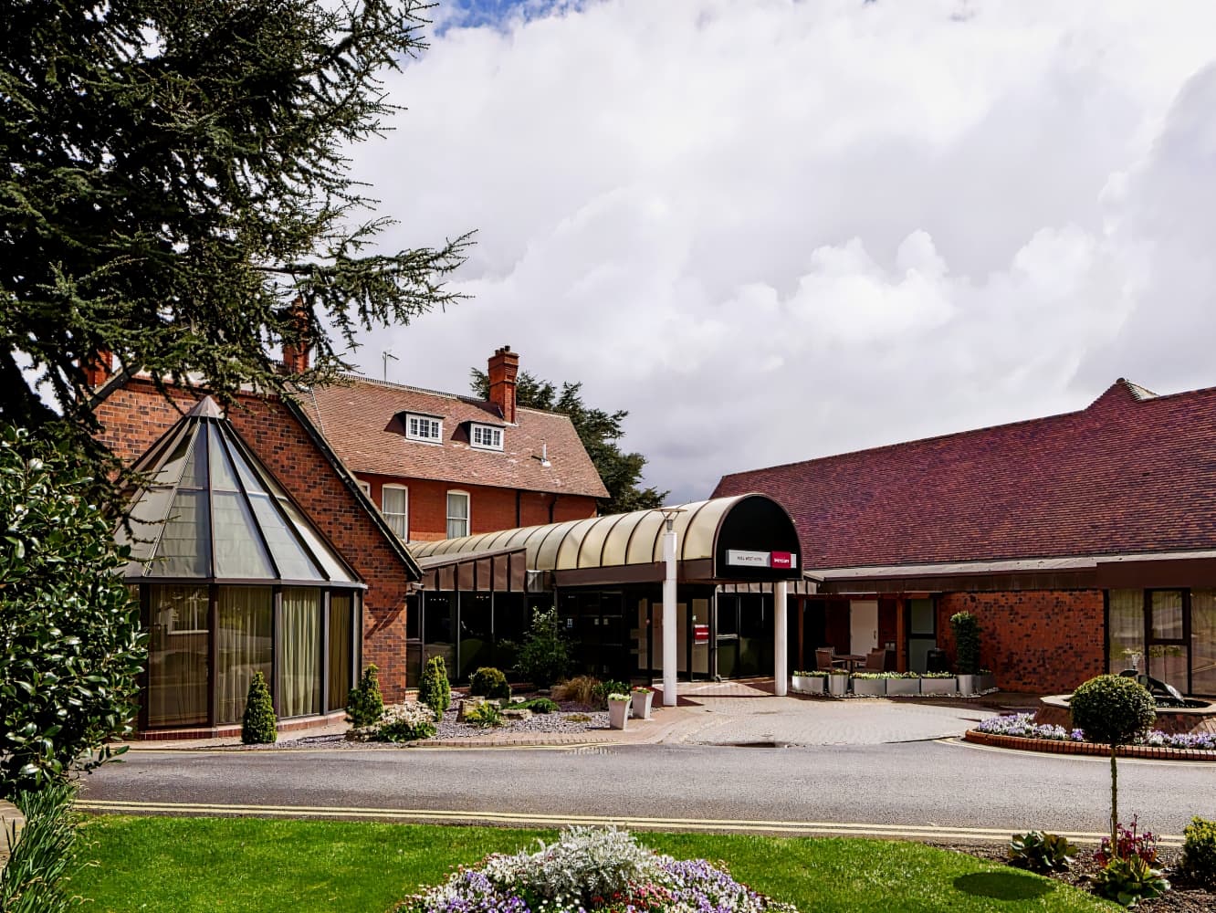 Mercure Hull Grange Park Hotel