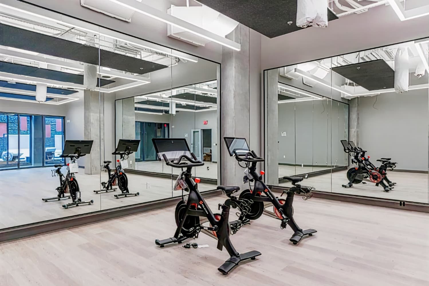 Shashi Hotel Mountain View, an Urban Resort