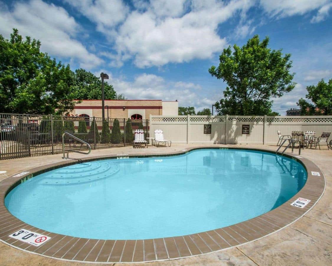 Quality Inn & Suites NJ State Capital Area