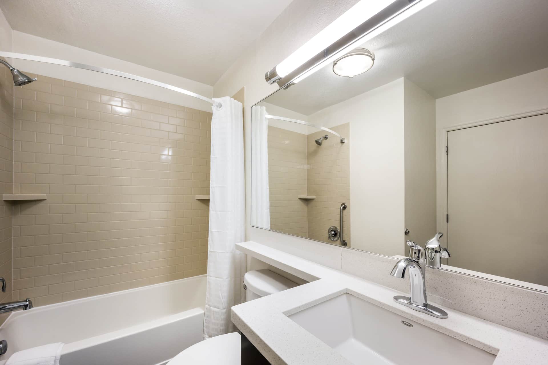 Sonesta Simply Suites Dallas Las Colinas