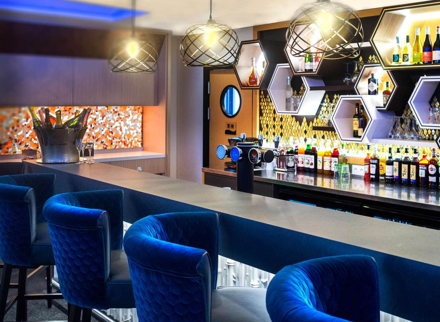 Kyriad Prestige Amiens Poulainville - Hotel and Spa