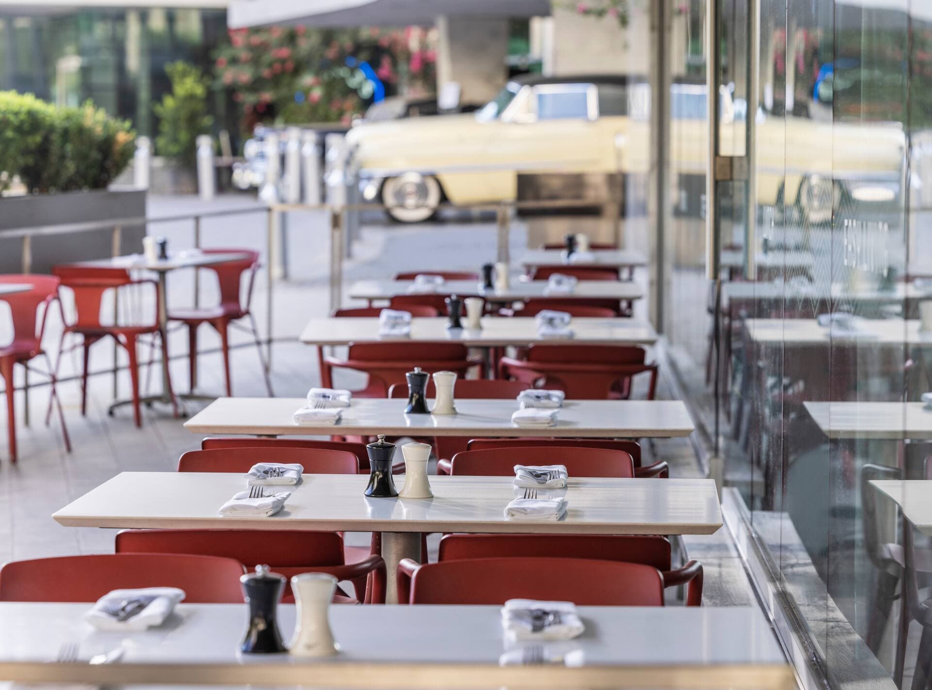 The Statler Dallas, Curio Collection By Hilton