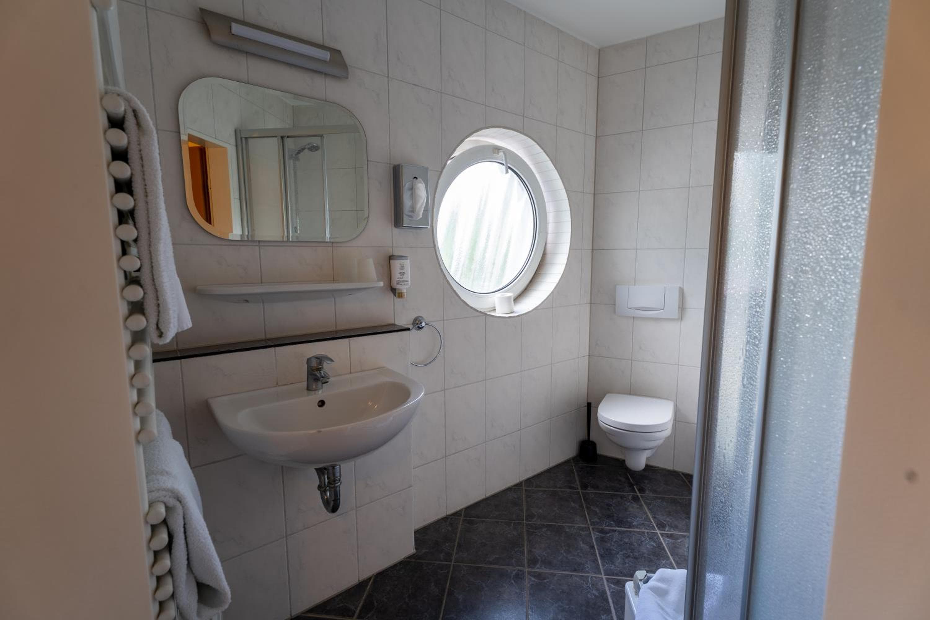 Airport Business Hotel Köln