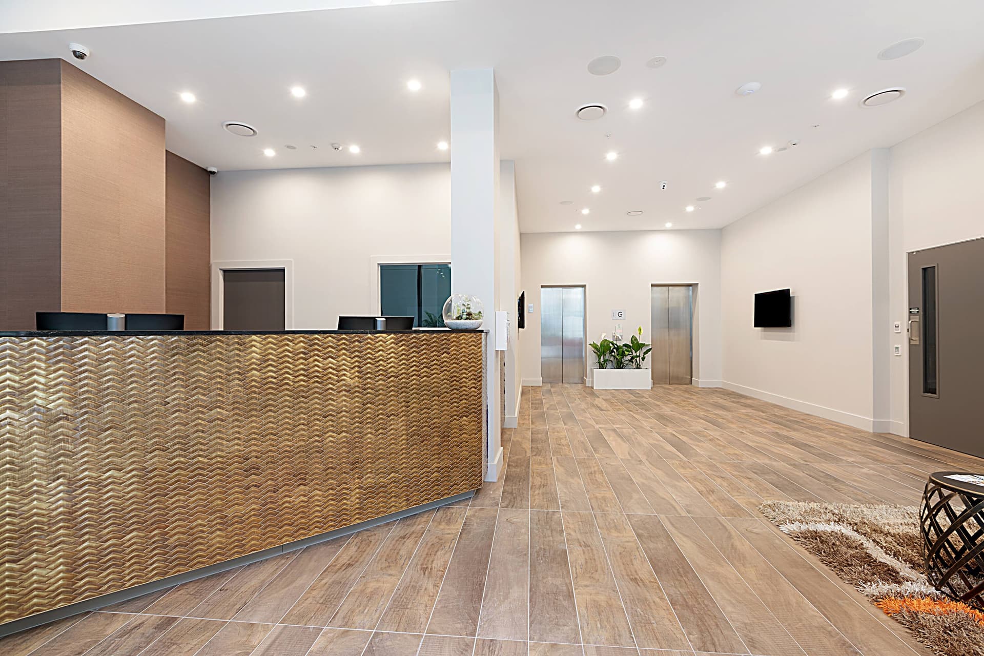 Ramada Suites Victoria Street West