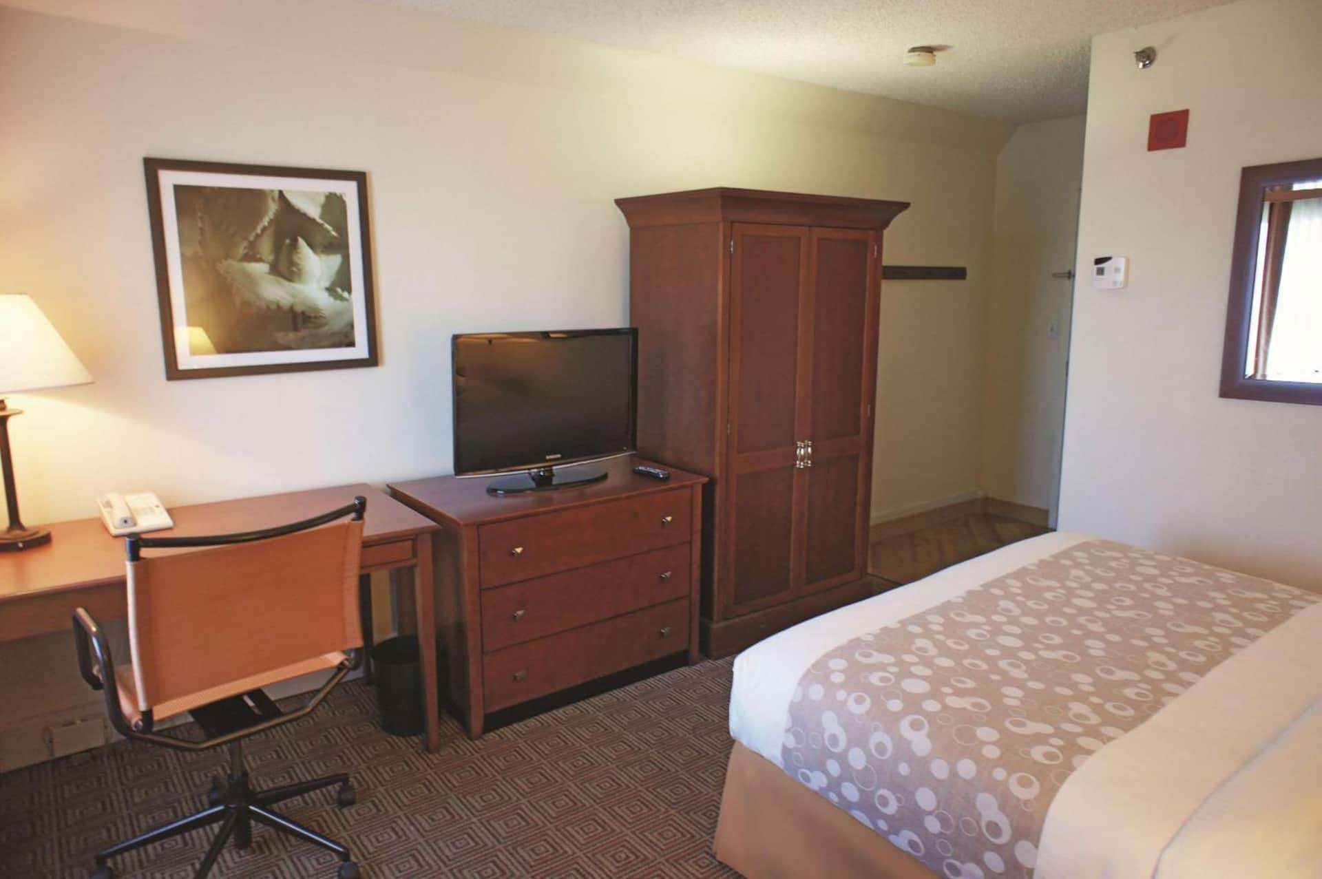 La Quinta by Wyndham Stamford / New York City