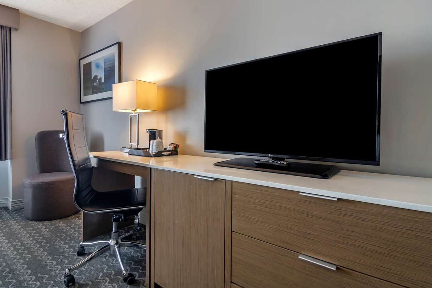 Best Western Plus Vancouver Airport Hotel