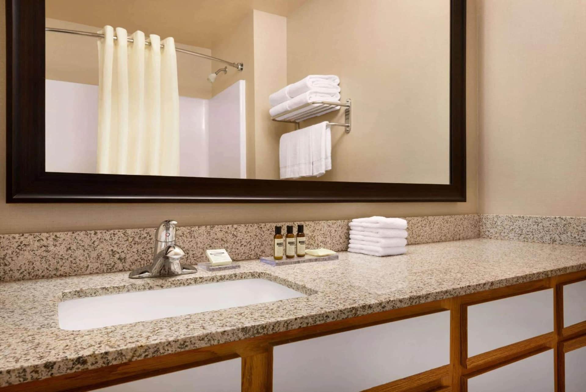 Hawthorn Extended Stay by Wyndham Oak Creek