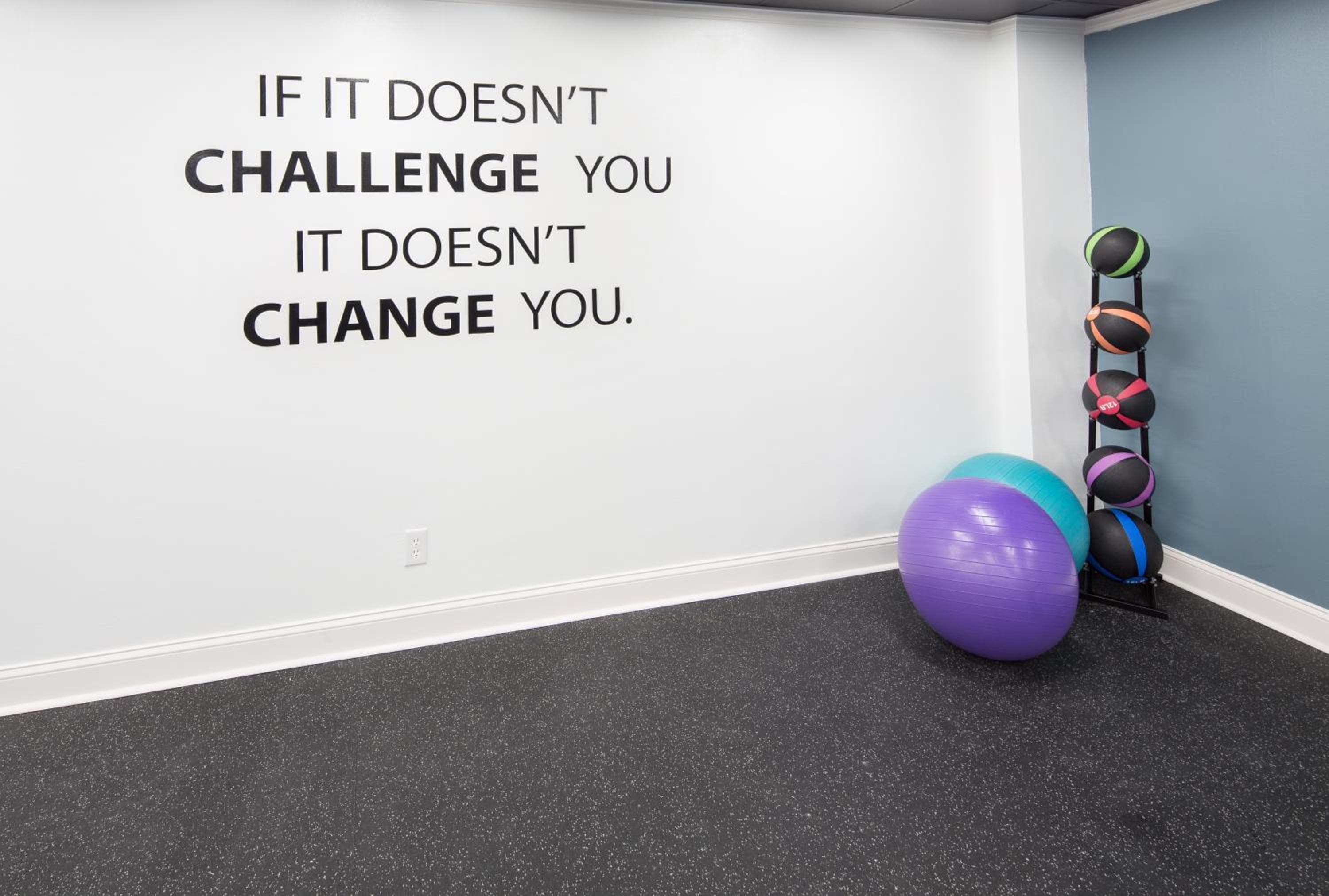 Whispering woods hotel and conference center