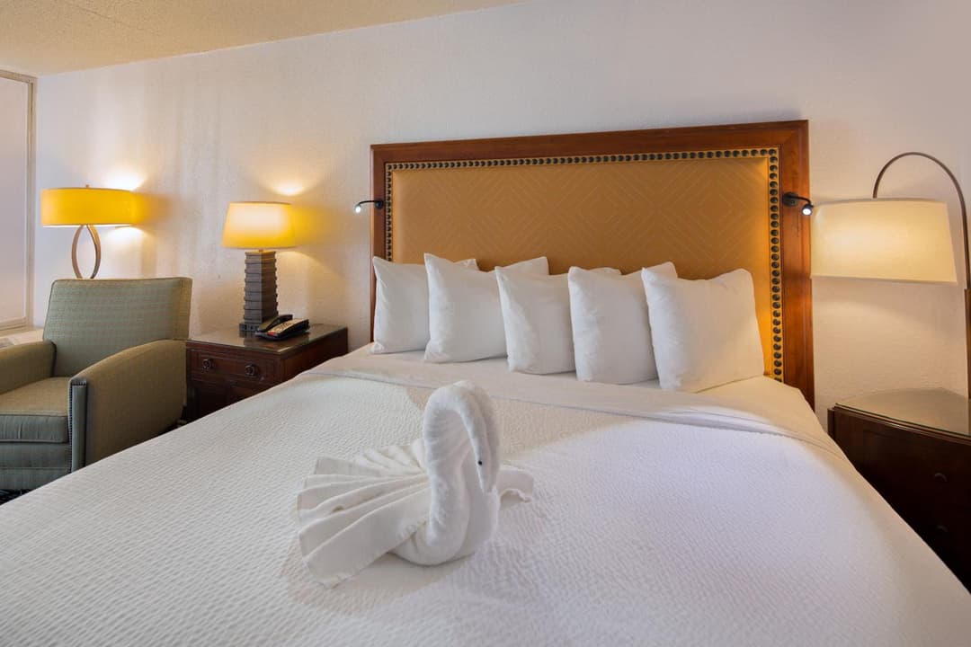 Whispering woods hotel and conference center