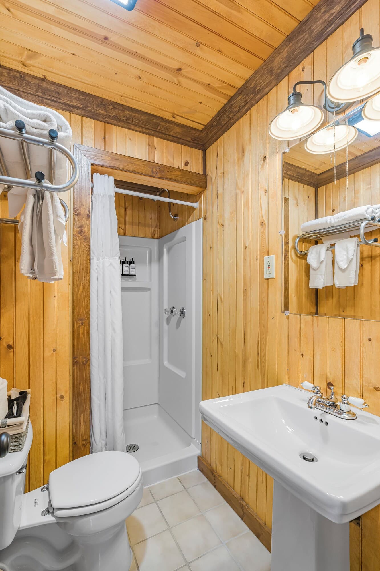 Great Pines By Weekender