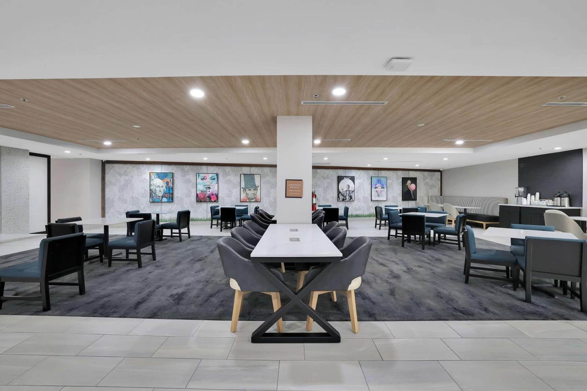Holiday Inn Express & Suites Washington DC - NoMa