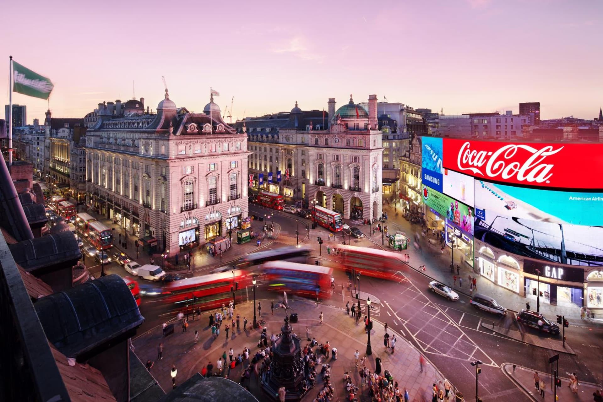 Zedwell Capsule Piccadilly Circus